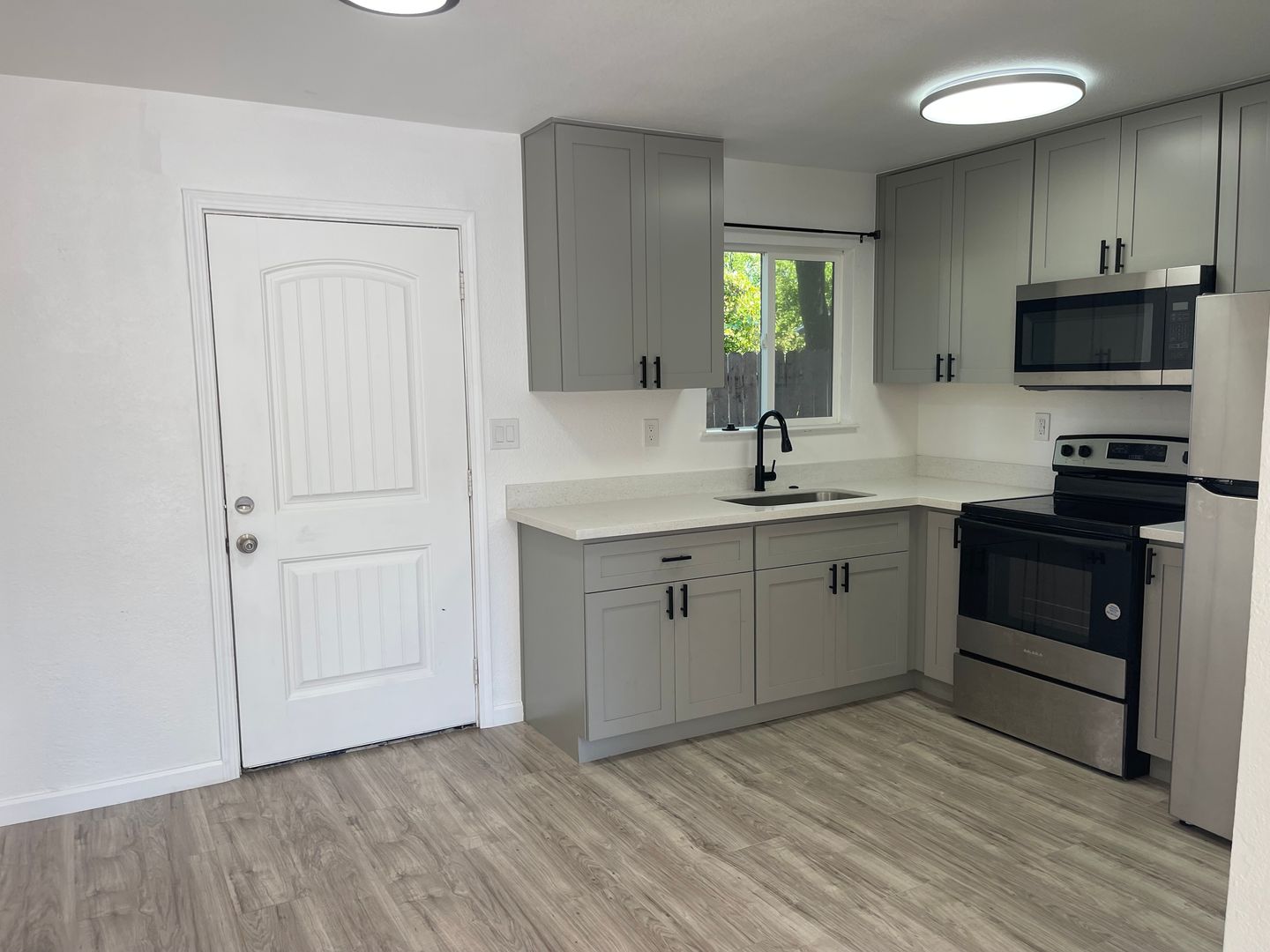 721 E Oak St - Stockton - California - 2 bed, 2 bath rental property