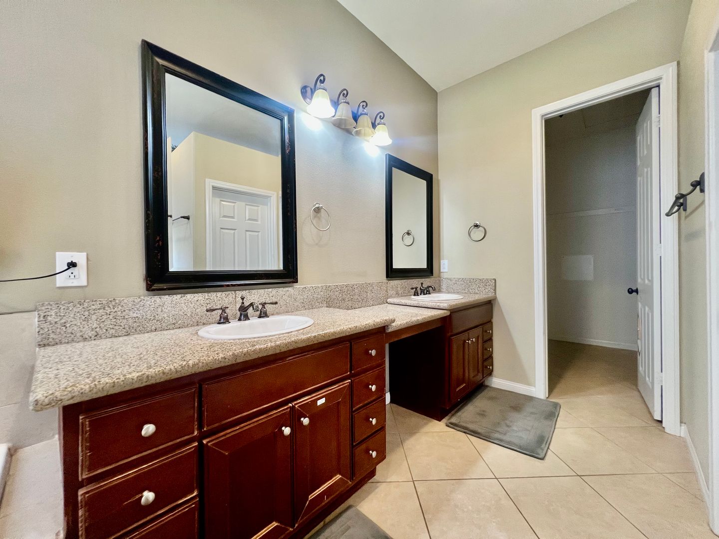 72400 Cactus Drive - Palm Desert - California - 4 bed, 2 bath rental property