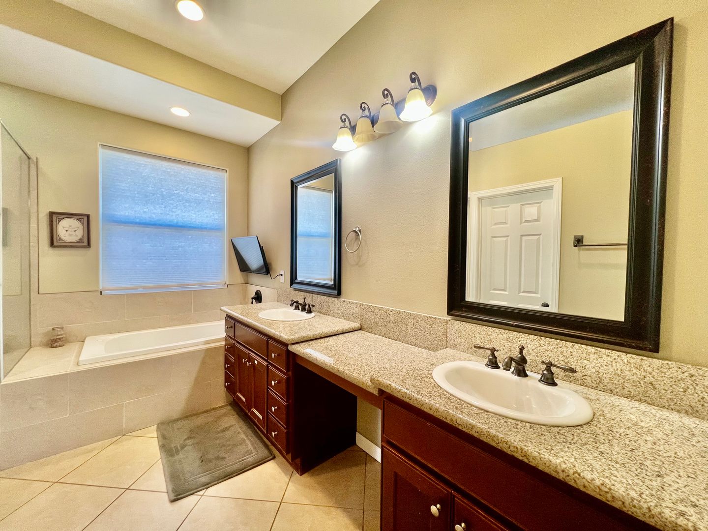 72400 Cactus Drive - Palm Desert - California - 4 bed, 2 bath rental property