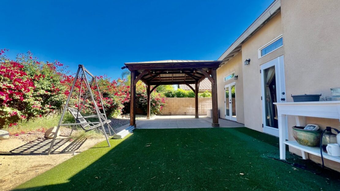 72400 Cactus Drive - Palm Desert - California - 4 bed, 2 bath rental property