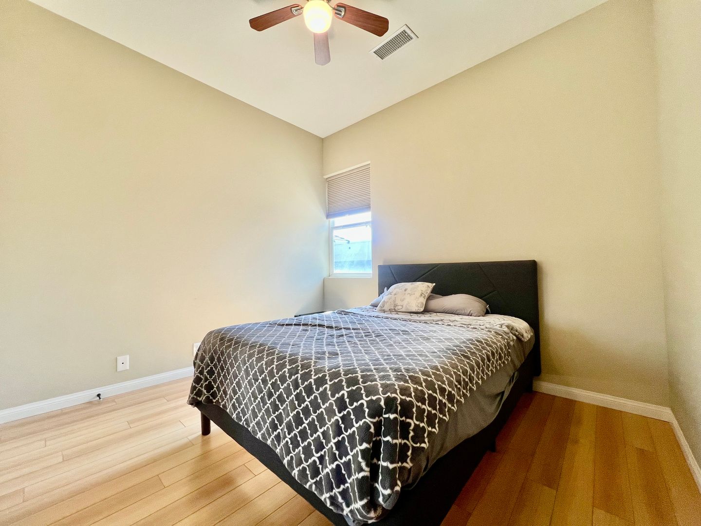 72400 Cactus Drive - Palm Desert - California - 4 bed, 2 bath rental property