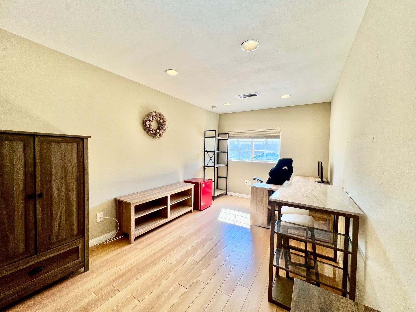 72400 Cactus Drive - Palm Desert - California - 4 bed, 2 bath rental property