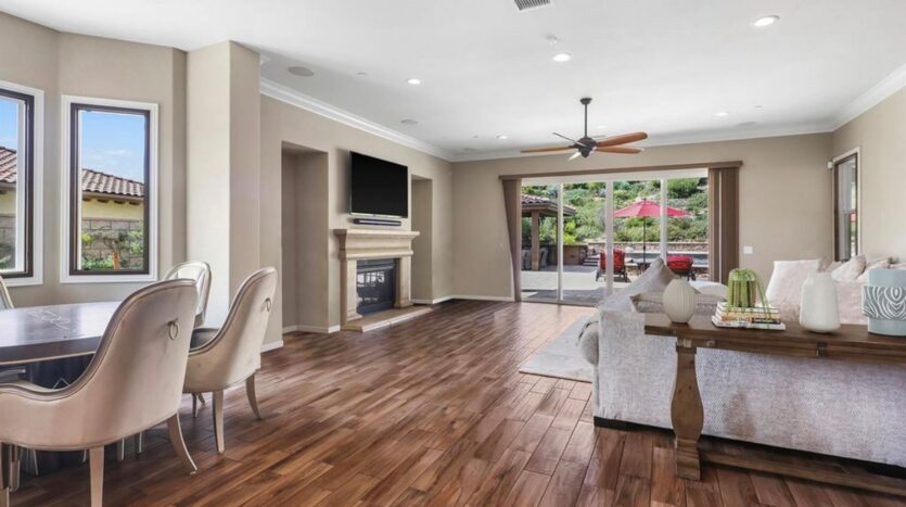 7305 Augusta Dr - Moorpark - California - 5 bed, 6 bath rental property