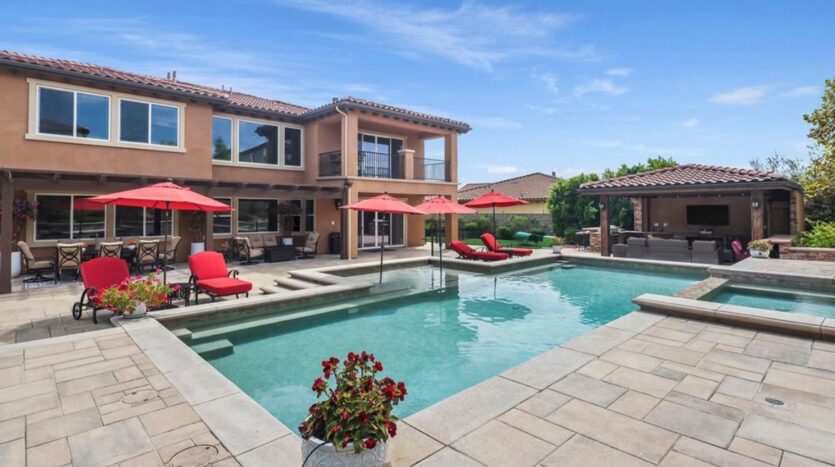 7305 Augusta Dr - Moorpark - California - 5 bed, 6 bath rental property