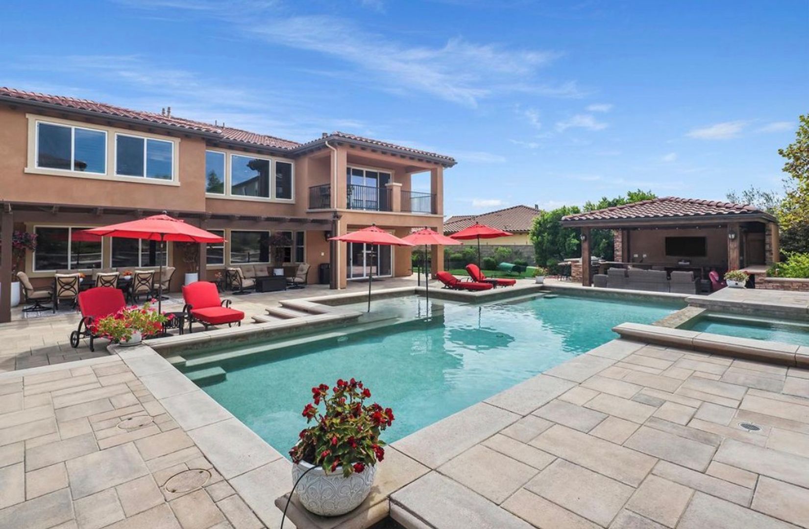 7305 Augusta Dr - Moorpark - California - 5 bed, 6 bath rental property