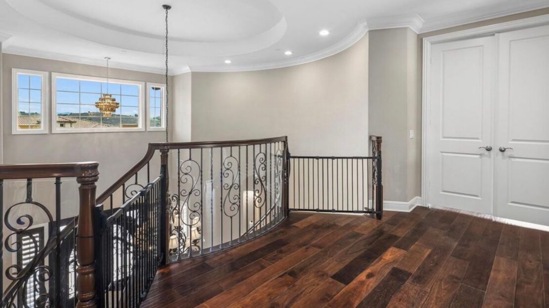 7305 Augusta Dr - Moorpark - California - 5 bed, 6 bath rental property