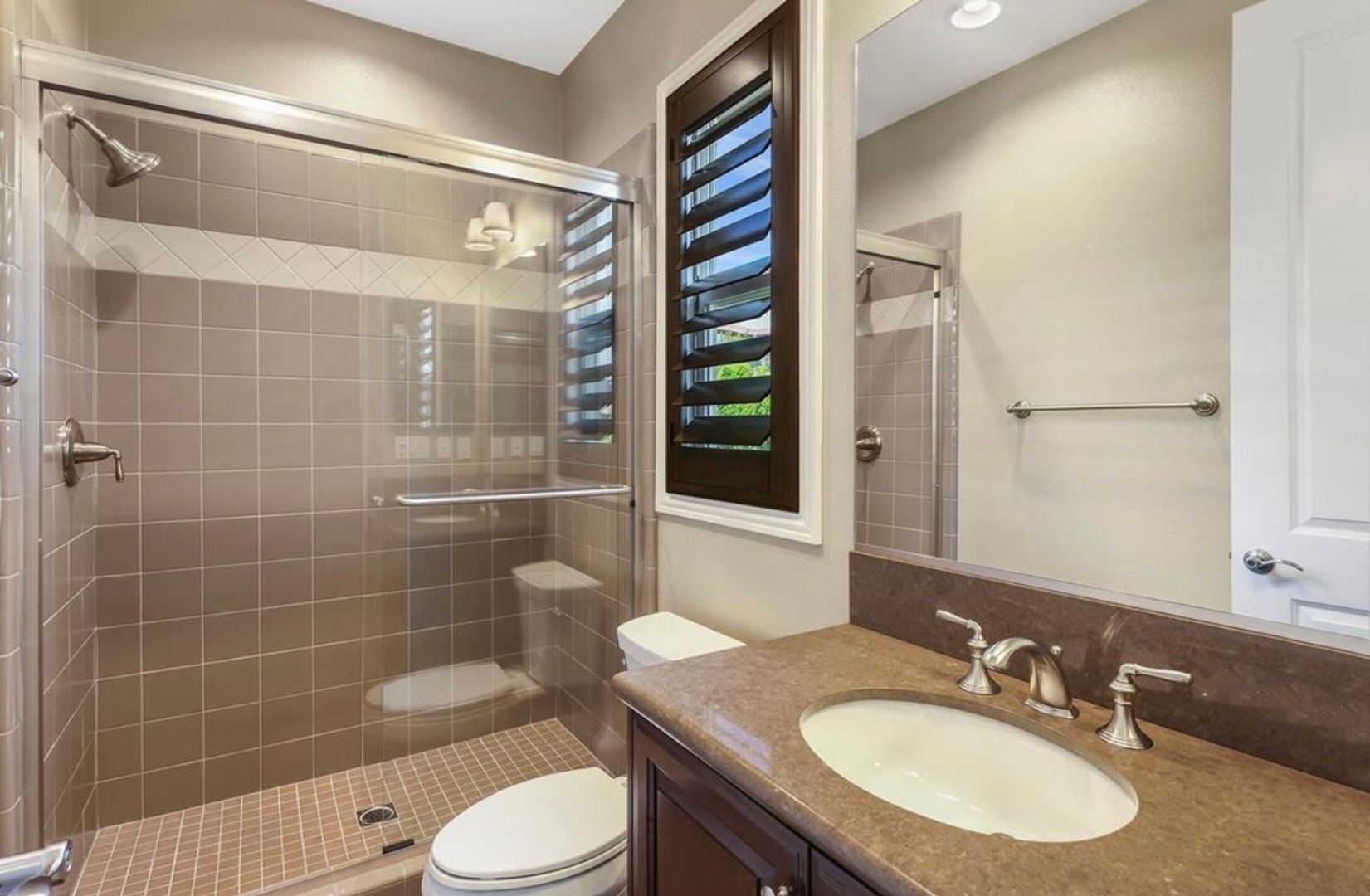 7305 Augusta Dr - Moorpark - California - 5 bed, 6 bath rental property