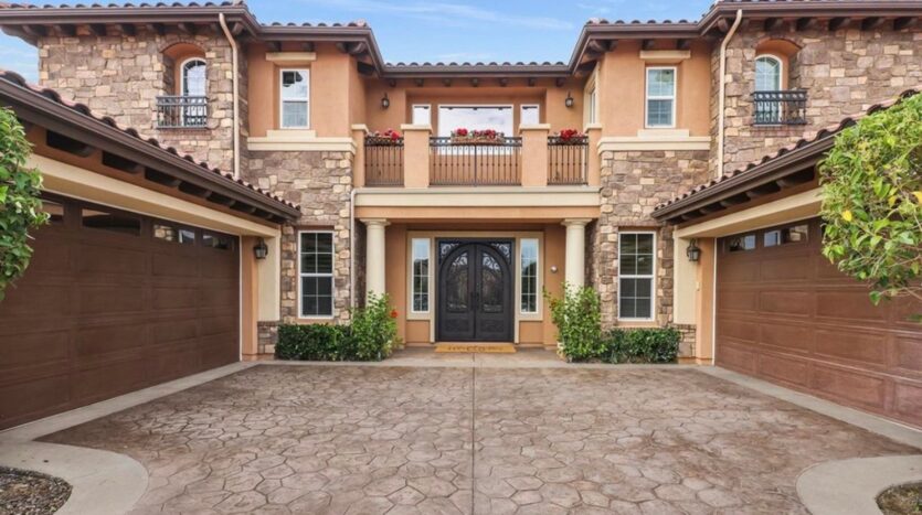 7305 Augusta Dr - Moorpark - California - 5 bed, 6 bath rental property