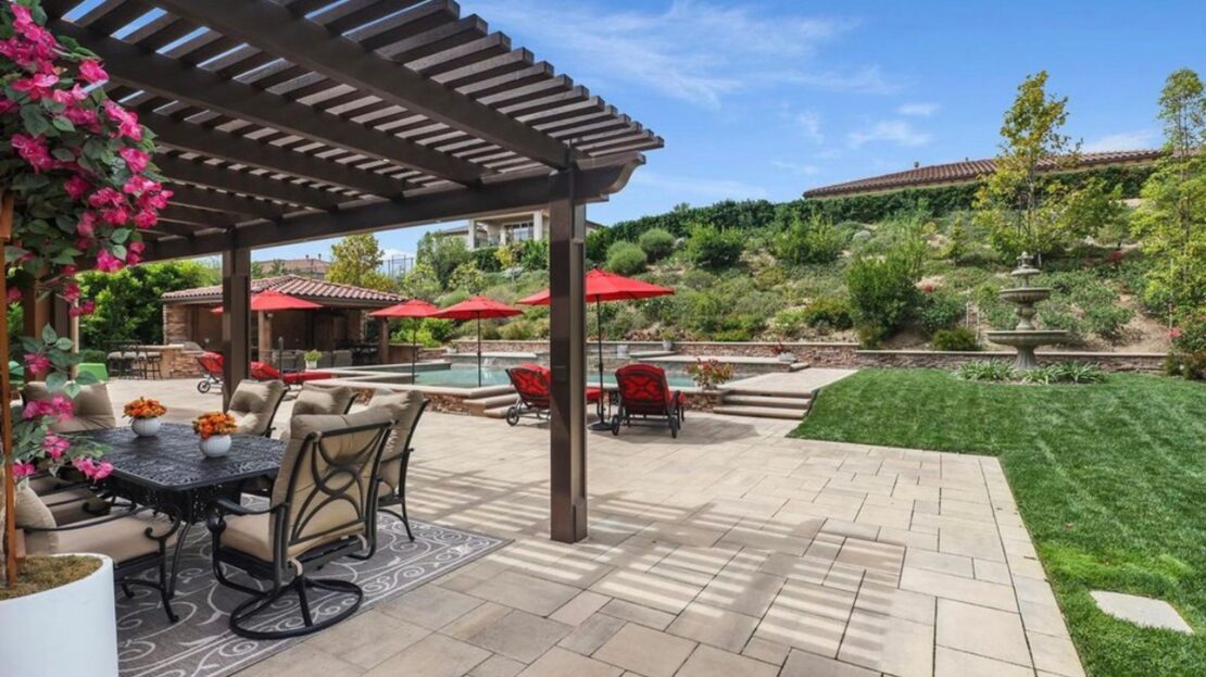 7305 Augusta Dr - Moorpark - California - 5 bed, 6 bath rental property