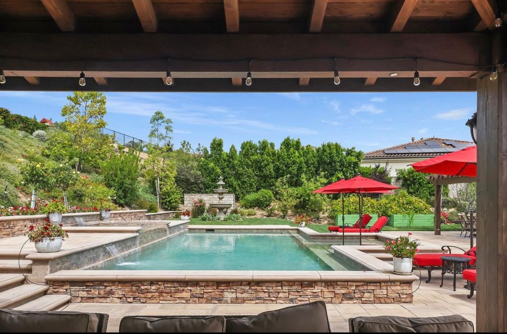 7305 Augusta Dr - Moorpark - California - 5 bed, 6 bath rental property