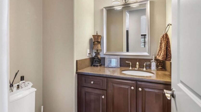 7305 Augusta Dr - Moorpark - California - 5 bed, 6 bath rental property