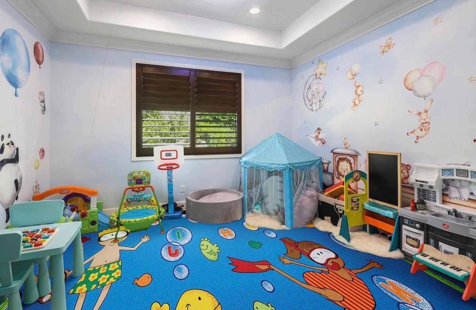 7305 Augusta Dr - Moorpark - California - 5 bed, 6 bath rental property