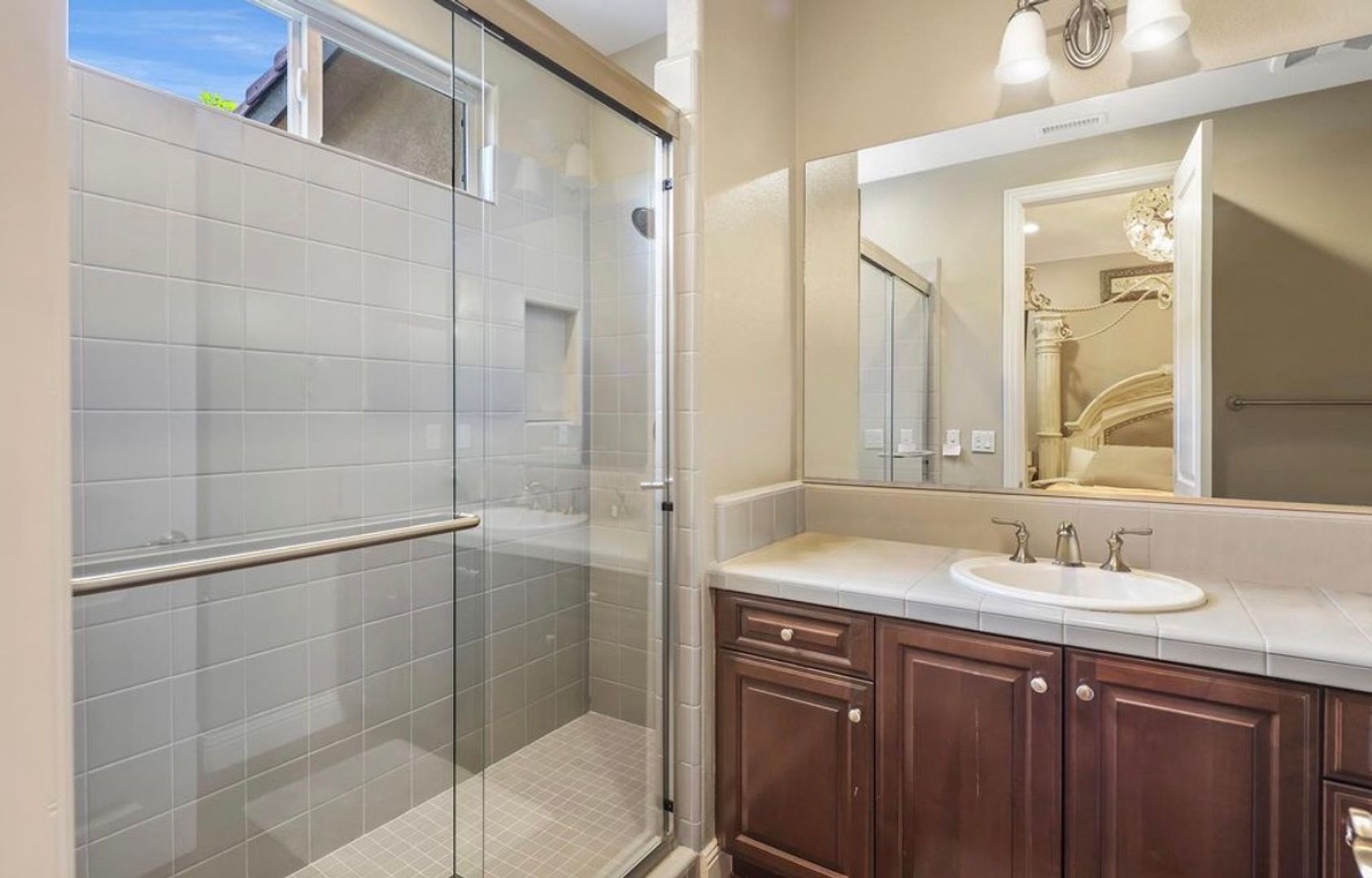 7305 Augusta Dr - Moorpark - California - 5 bed, 6 bath rental property