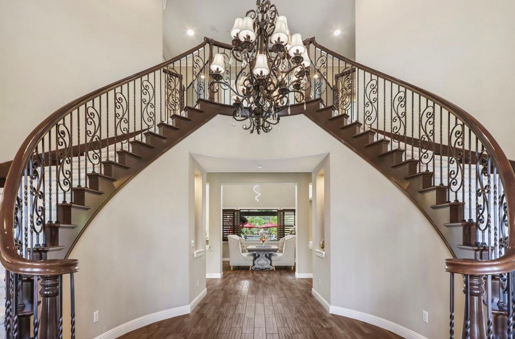 7305 Augusta Dr - Moorpark - California - 5 bed, 6 bath rental property