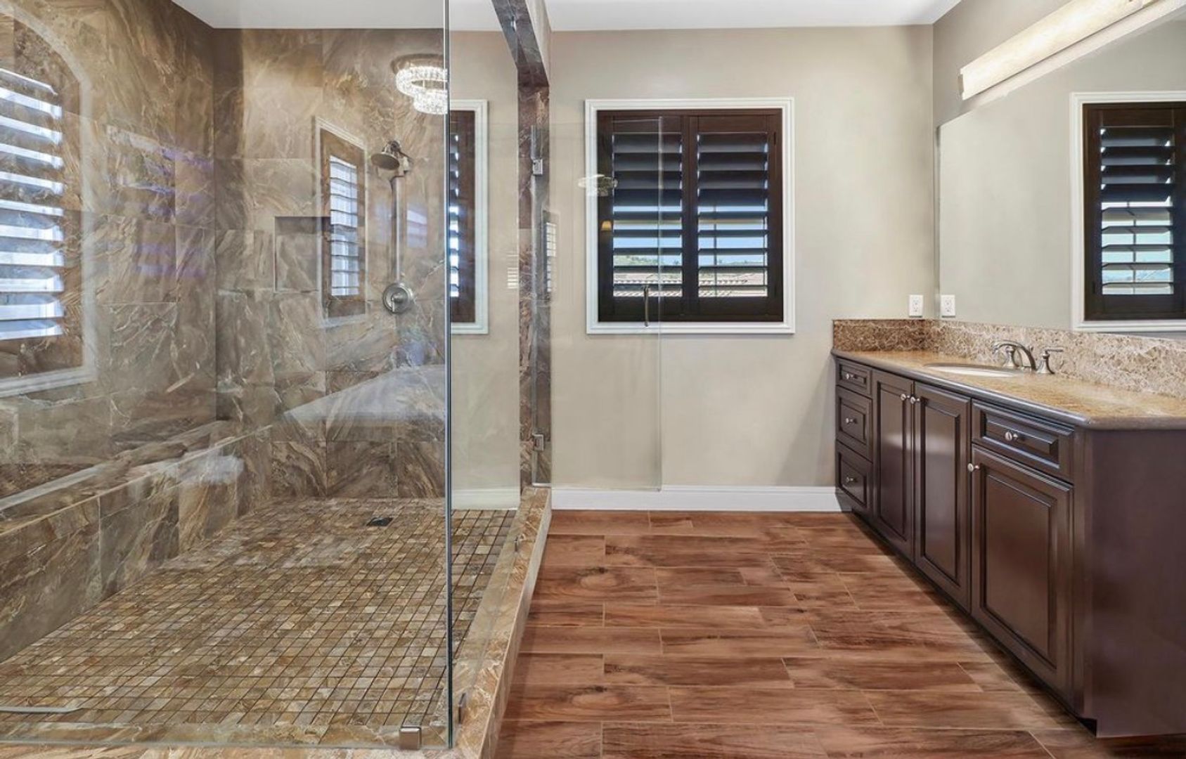 7305 Augusta Dr - Moorpark - California - 5 bed, 6 bath rental property