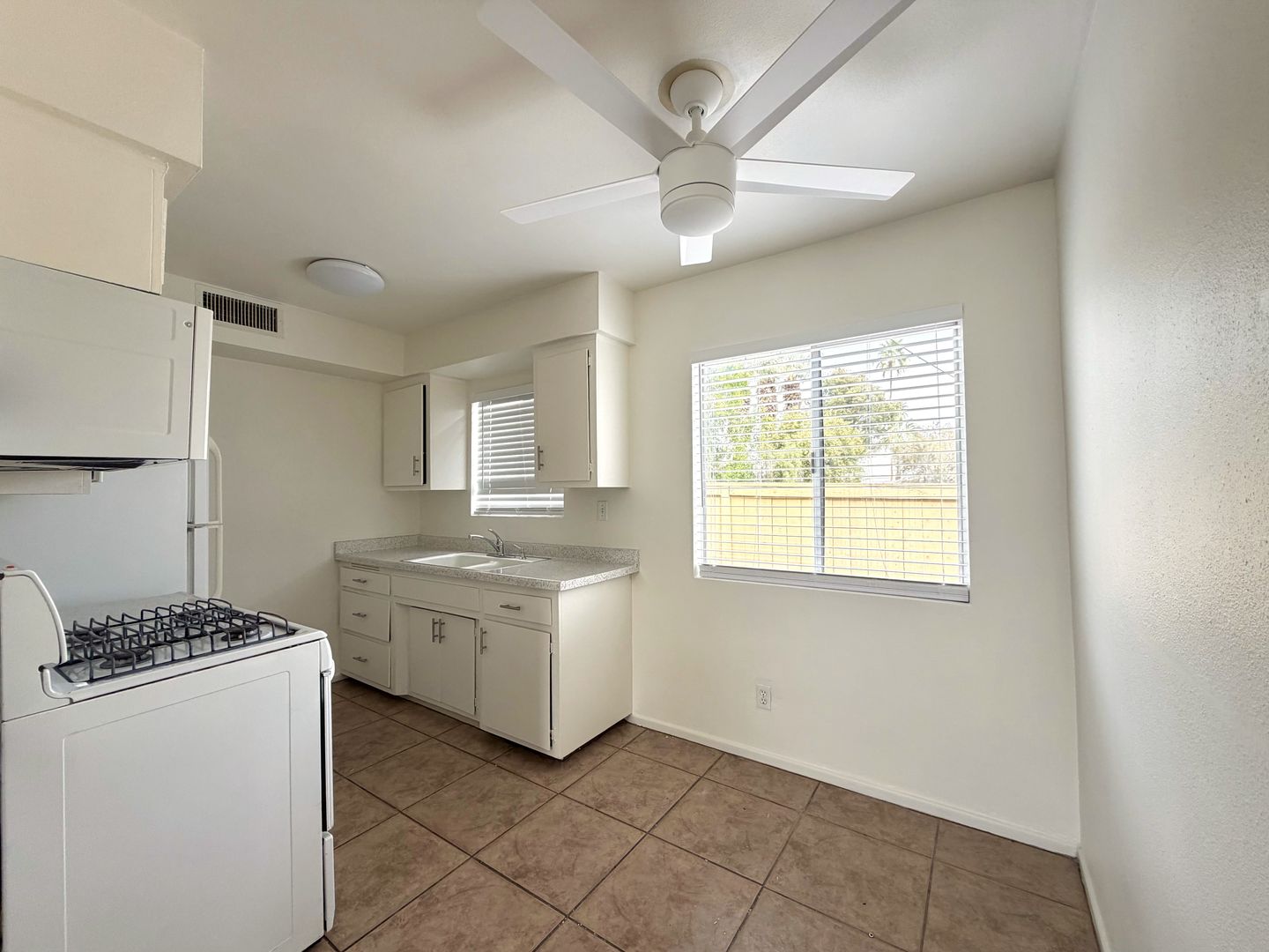 74124 Candlewood  - Unit D - Palm Desert - California - 2 bed, 2 bath rental property