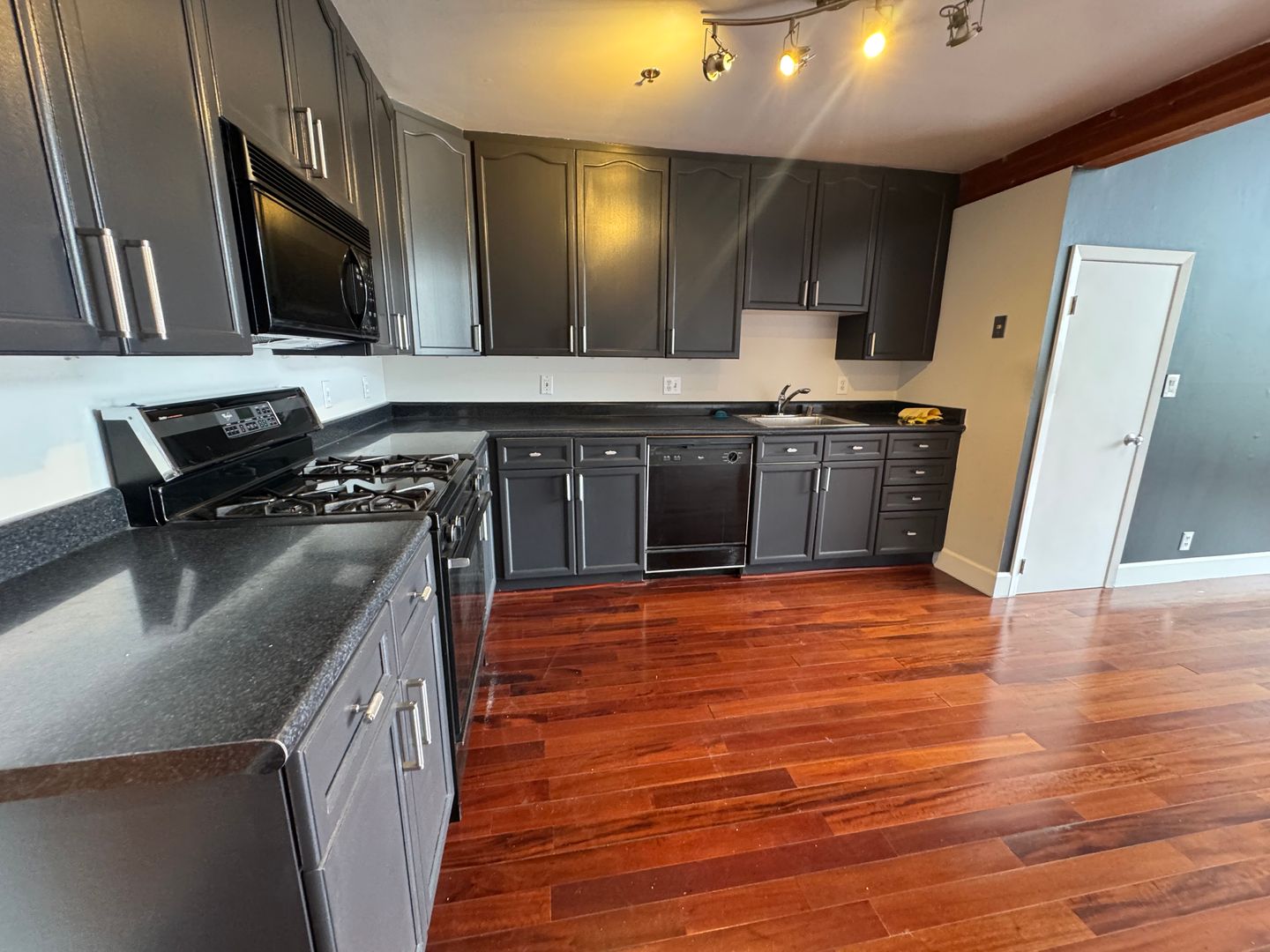 747 Natoma Street Apt 202 - San Francisco - California - 1 bed, 1 bath rental property