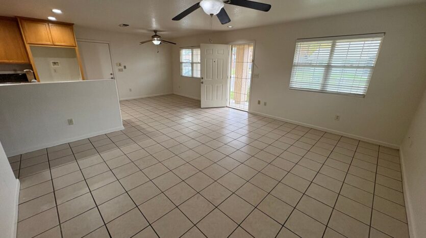 7513 Addison Way - Sacramento - California - 3 bed, 2 bath rental property