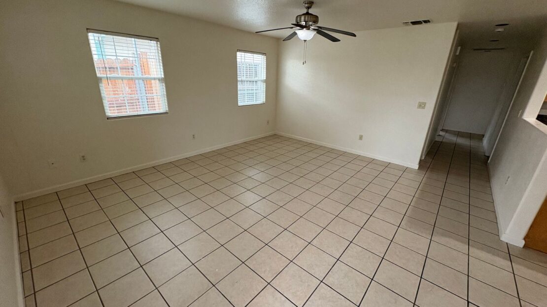 7513 Addison Way - Sacramento - California - 3 bed, 2 bath rental property