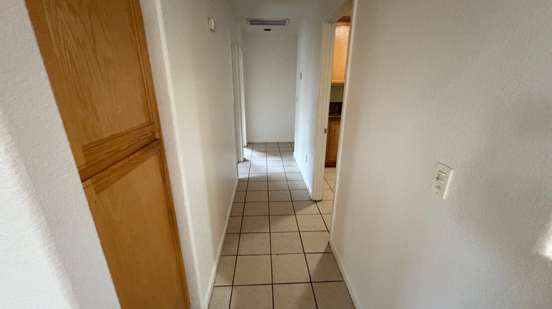 7513 Addison Way - Sacramento - California - 3 bed, 2 bath rental property