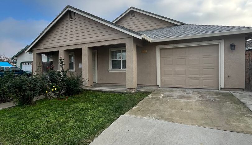 7513 Addison Way - Sacramento - California - 3 bed, 2 bath rental property