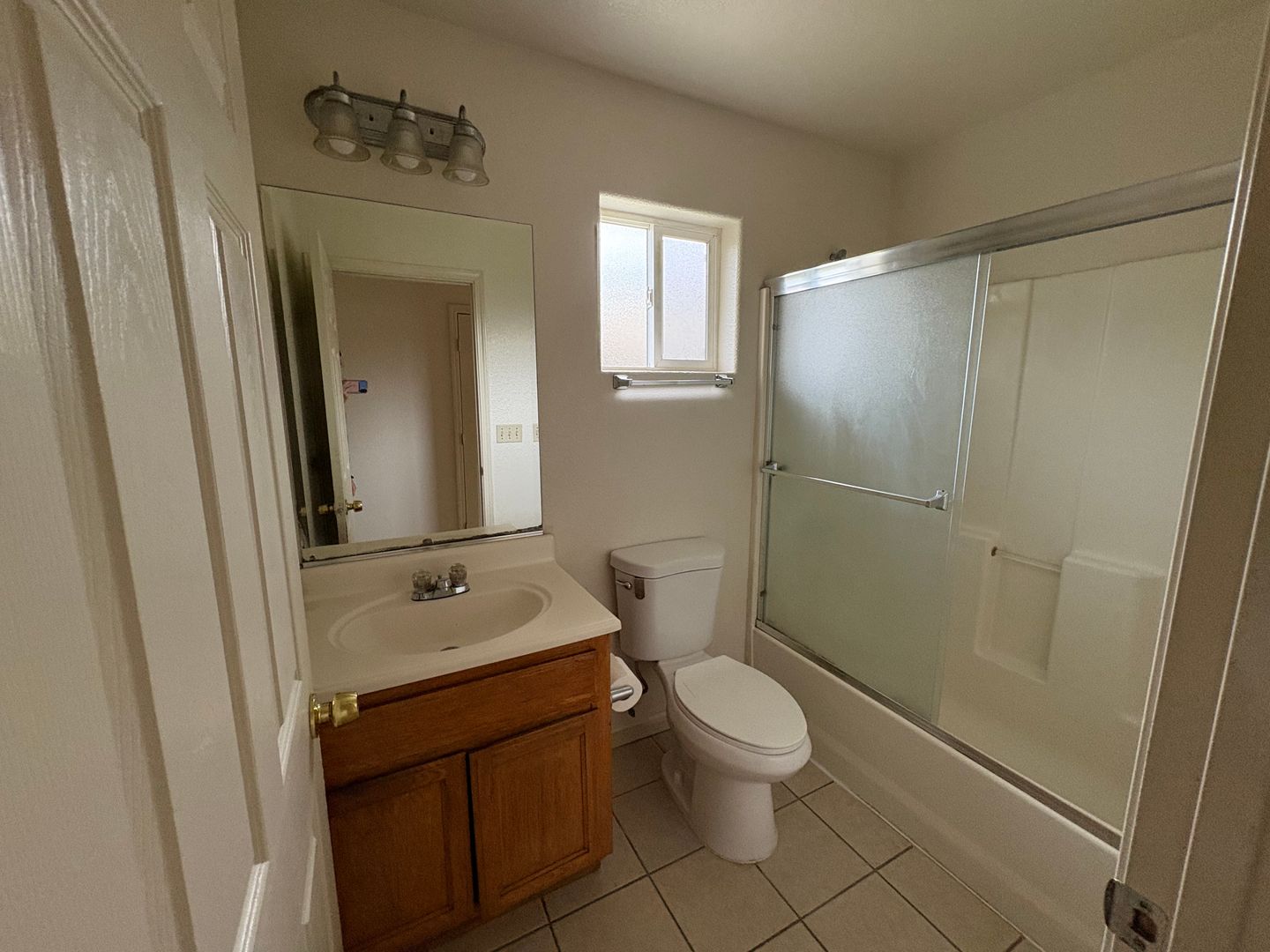 7513 Addison Way - Sacramento - California - 3 bed, 2 bath rental property