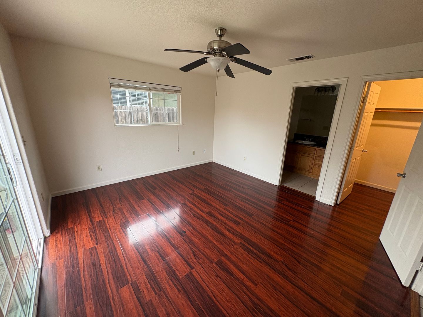7513 Addison Way - Sacramento - California - 3 bed, 2 bath rental property