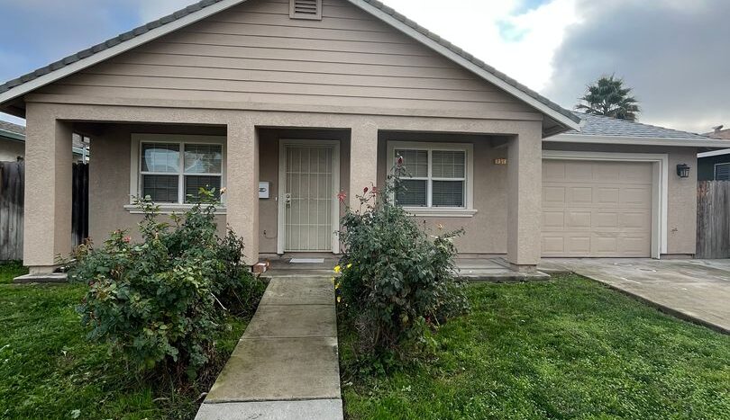 7513 Addison Way - Sacramento - California - 3 bed, 2 bath rental property