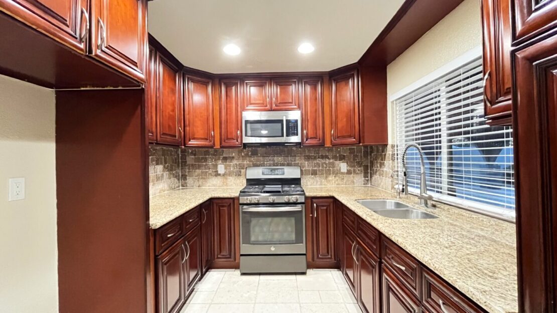 7640 Date Ave - Fontana - California - 3 bed, 2 bath rental property