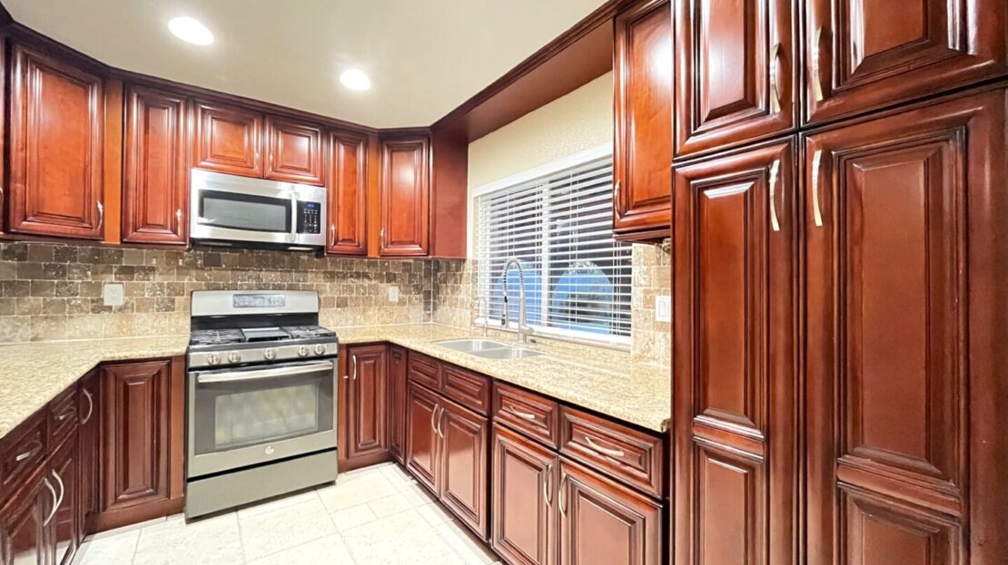 7640 Date Ave - Fontana - California - 3 bed, 2 bath rental property