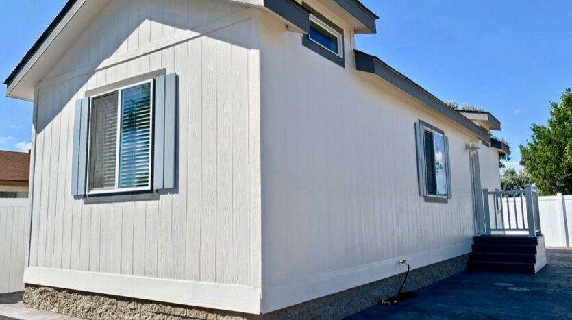 7697 Torrem St. - La Mesa - California - 2 bed, 1 bath rental property