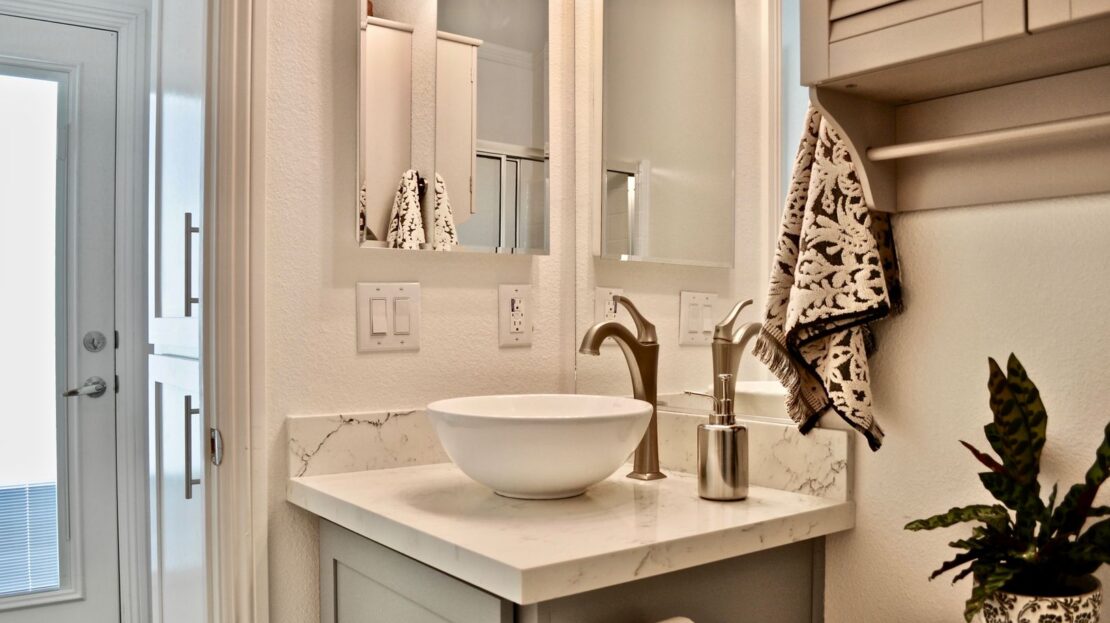 7697 Torrem St. - La Mesa - California - 2 bed, 1 bath rental property