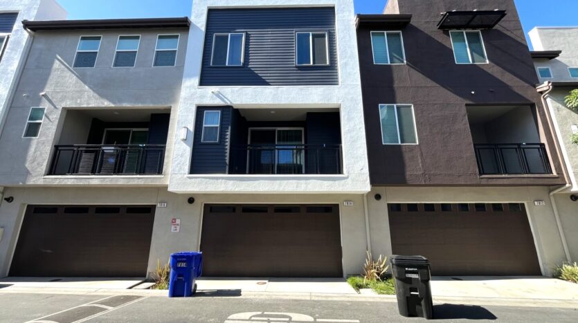 7814 Paxton Place - Rancho Cucamonga - California - 3 bed, 2.5 bath rental property