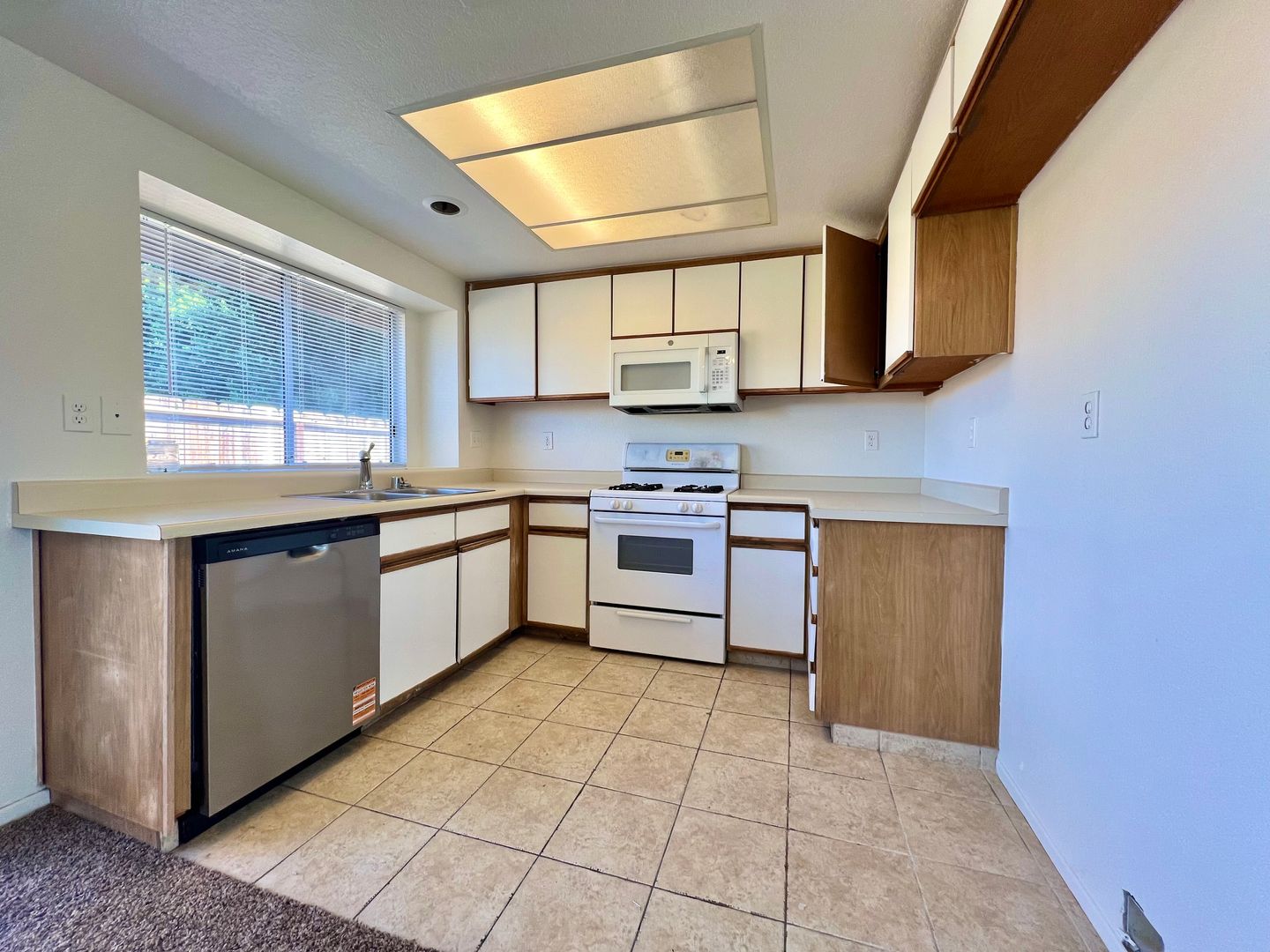 79560 Avenue 42 - Unit A - Bermuda Dunes - California - 2 bed, 2 bath rental property