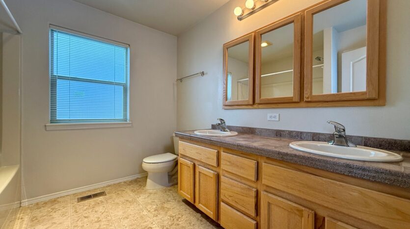 860 NE Quince Ave - Redmond - Oregon - 3 bed, 2 bath rental property