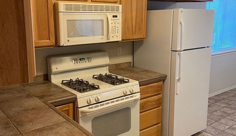 860 NE Quince Ave - Redmond - Oregon - 3 bed, 2 bath rental property