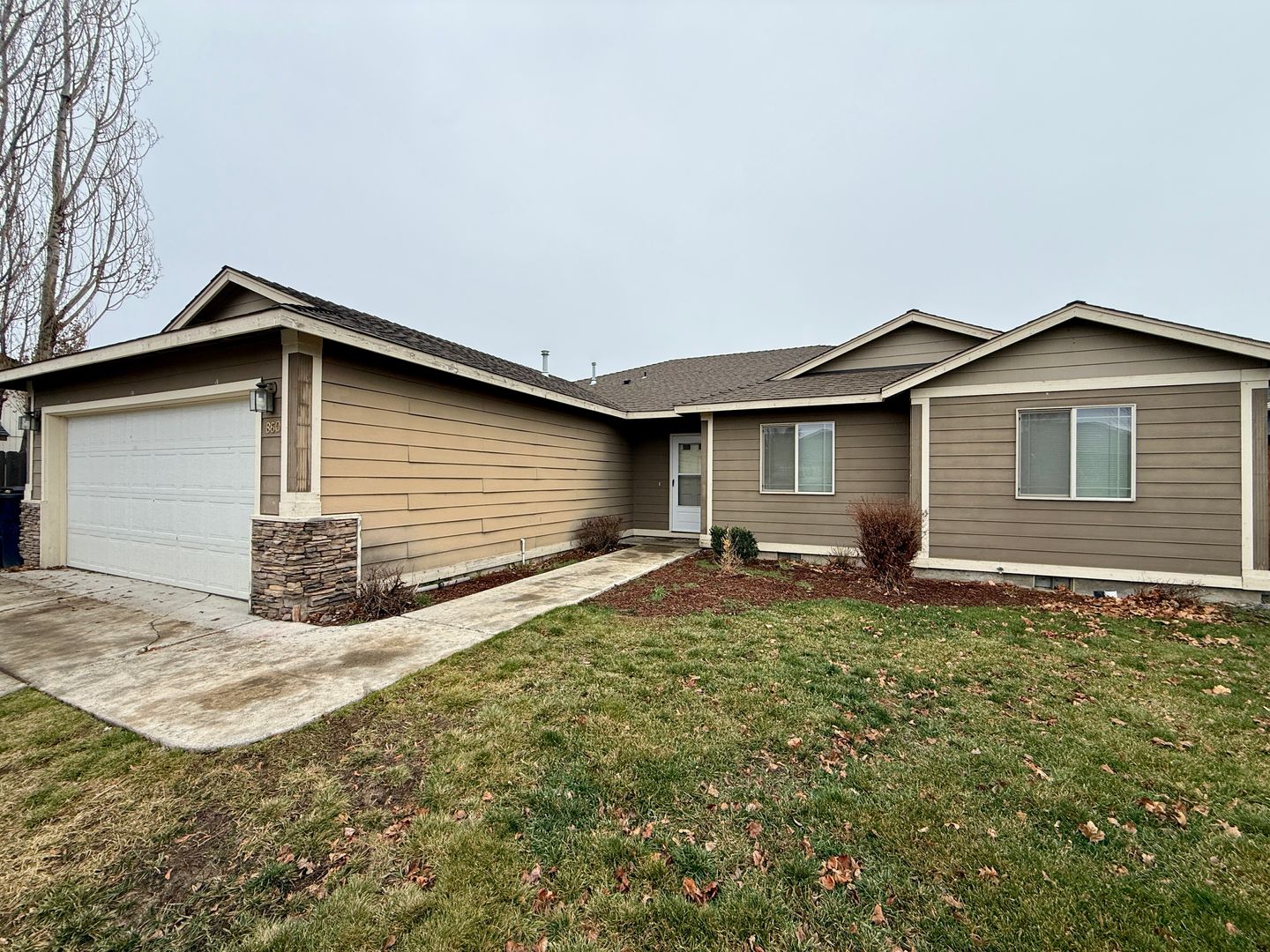 860 NE Quince Ave - Redmond - Oregon - 3 bed, 2 bath rental property
