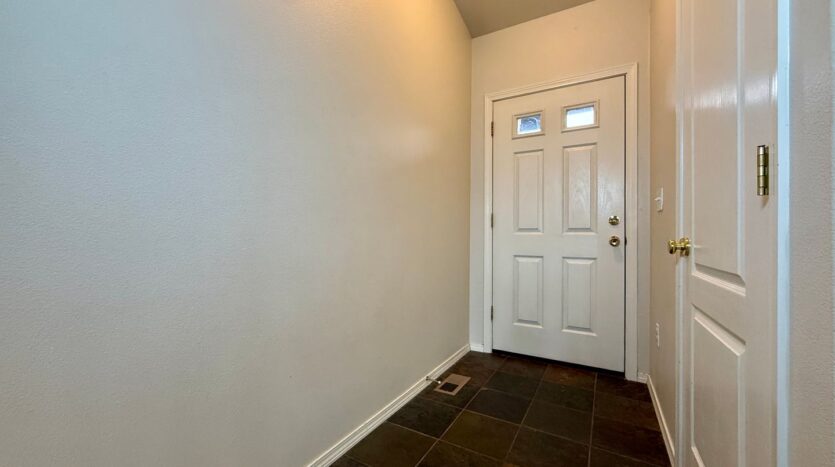 860 NE Quince Ave - Redmond - Oregon - 3 bed, 2 bath rental property