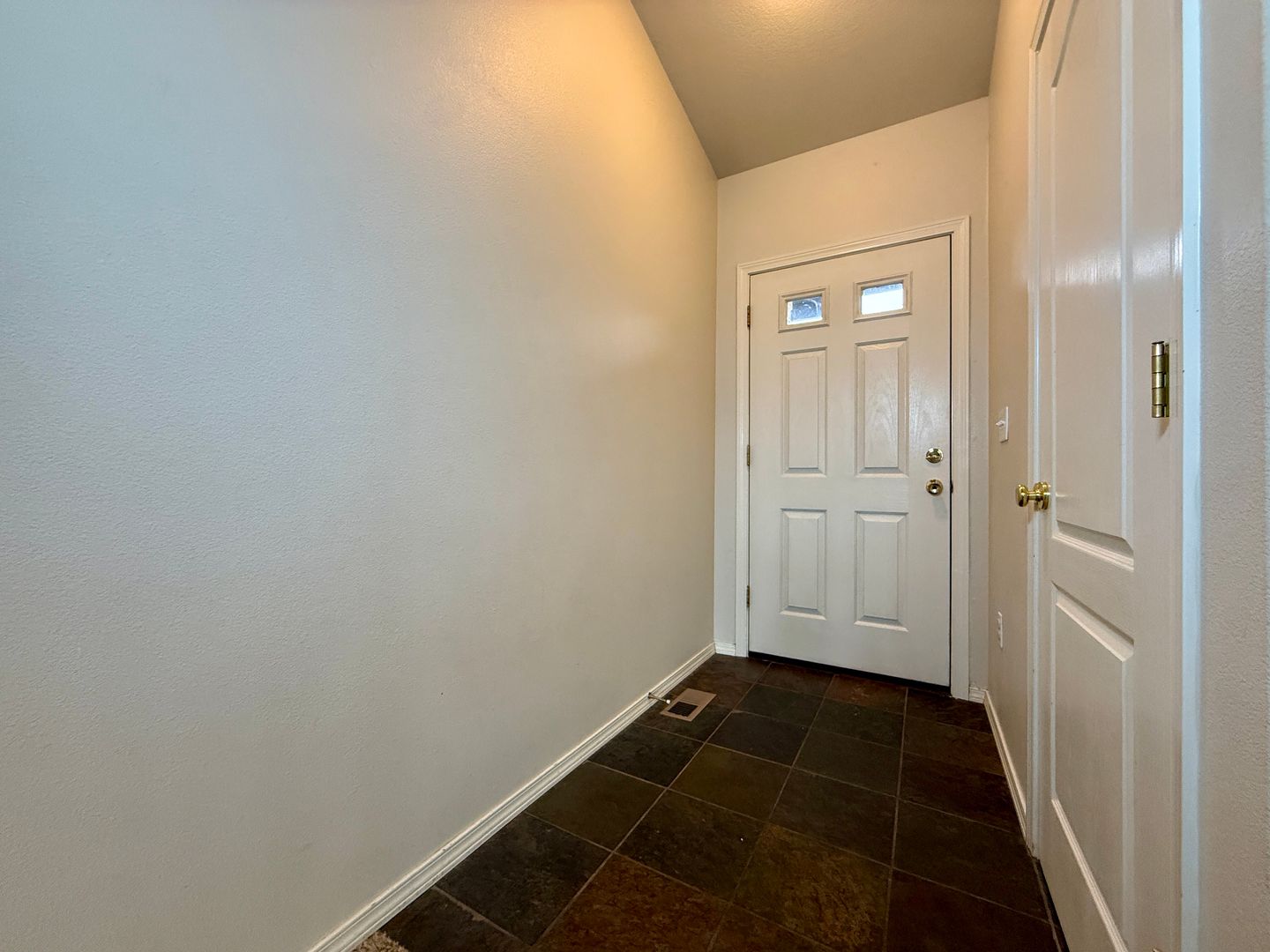 860 NE Quince Ave - Redmond - Oregon - 3 bed, 2 bath rental property