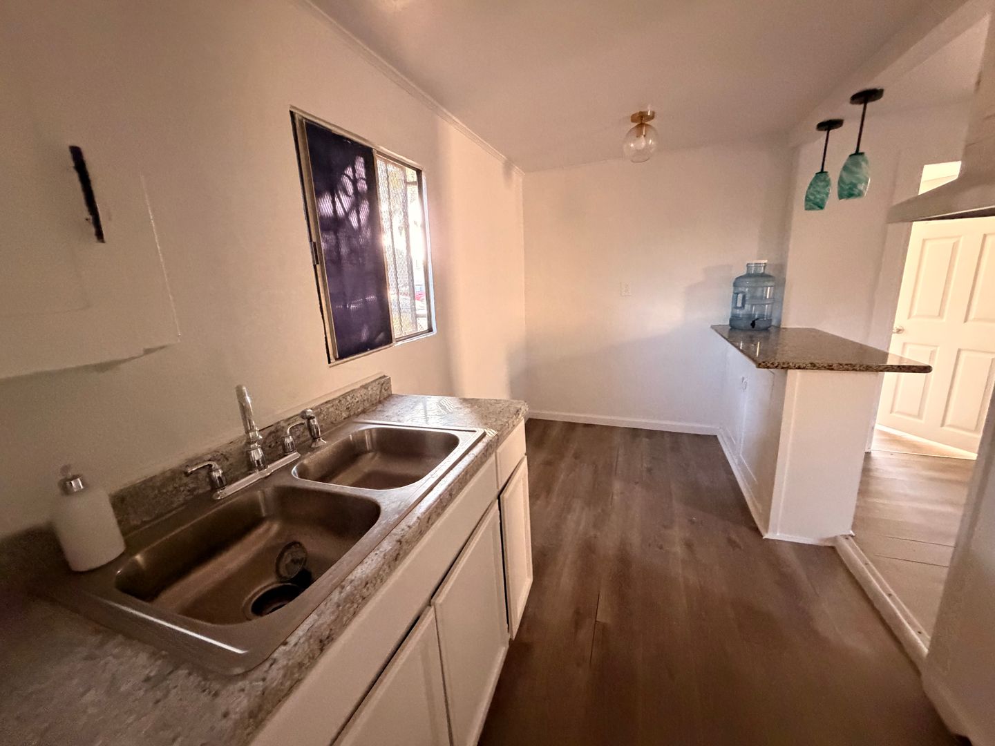8804 Beach St  - Los Angeles - California - 1 bed, 1 bath rental property