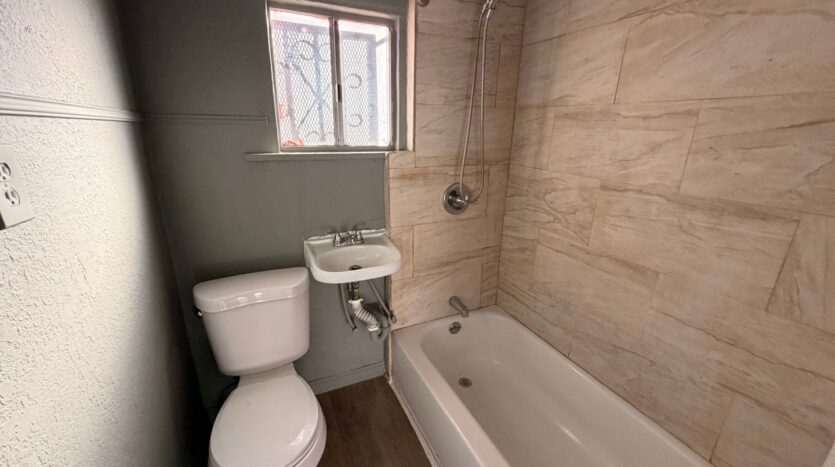 8804 Beach St  - Los Angeles - California - 1 bed, 1 bath rental property