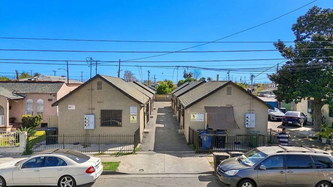 8804 Beach St  - Los Angeles - California - 1 bed, 1 bath rental property