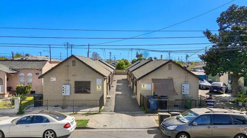 8804 Beach St  - Los Angeles - California - 1 bed, 1 bath rental property