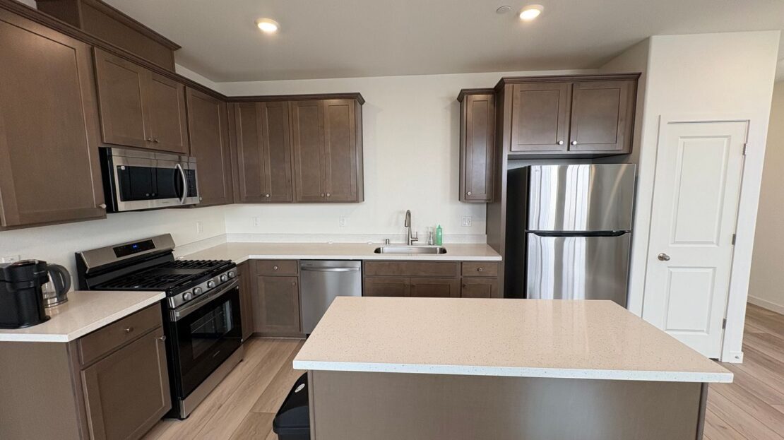 8837 J Sheehan St - Elk Grove - California - 3 bed, 2.5 bath rental property