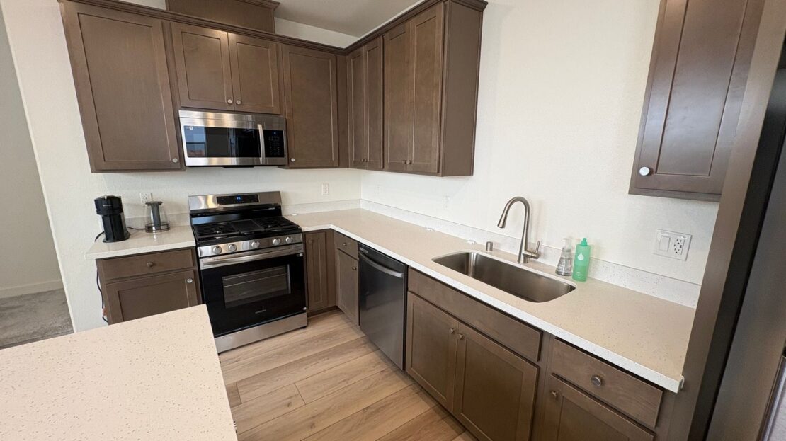 8837 J Sheehan St - Elk Grove - California - 3 bed, 2.5 bath rental property