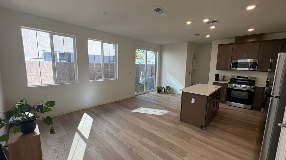 8837 J Sheehan St - Elk Grove - California - 3 bed, 2.5 bath rental property