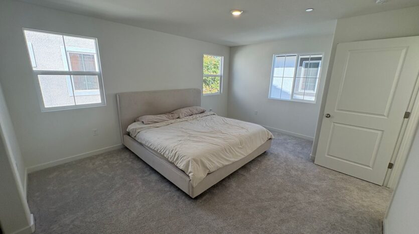 8837 J Sheehan St - Elk Grove - California - 3 bed, 2.5 bath rental property