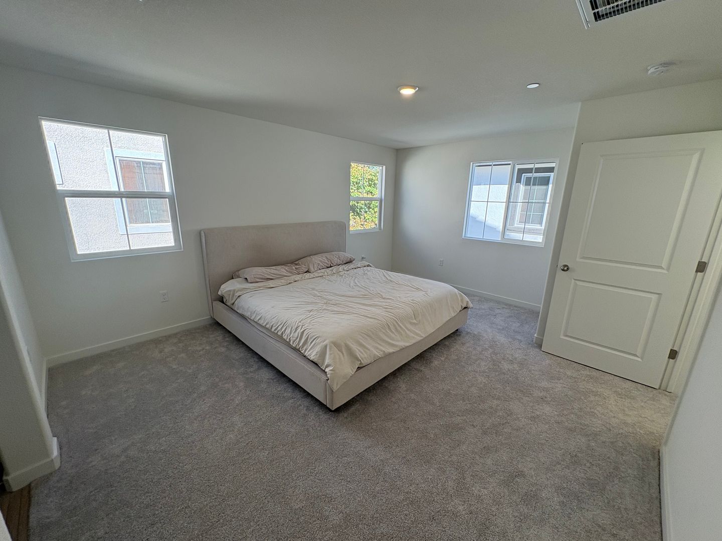 8837 J Sheehan St - Elk Grove - California - 3 bed, 2.5 bath rental property