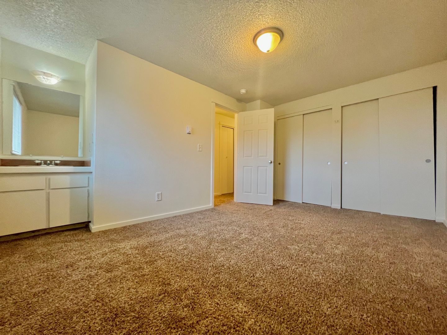 912 NE Hacienda Ct.   - Gresham - Oregon - 3 bed, 1.5 bath rental property