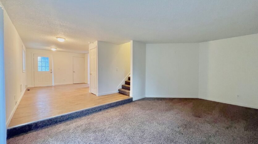 912 NE Hacienda Ct.   - Gresham - Oregon - 3 bed, 1.5 bath rental property